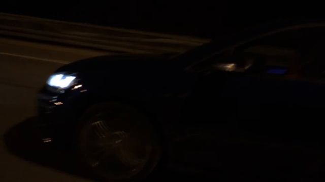 Vectra OPC (Dida)  Vs Golf R Mk7 Stock From 60 Kmh