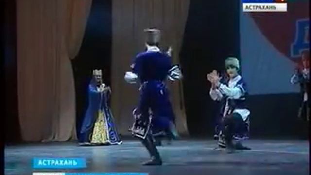 В Астрахани прошел конкурс-смотр творческой самодеятельности таможенных управлений смотреть онлайн