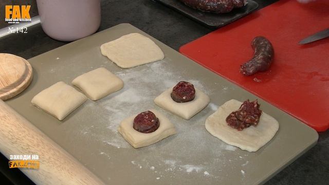 Выпечка из слоёного теста с мясом. Получится у всех! смотреть онлайн