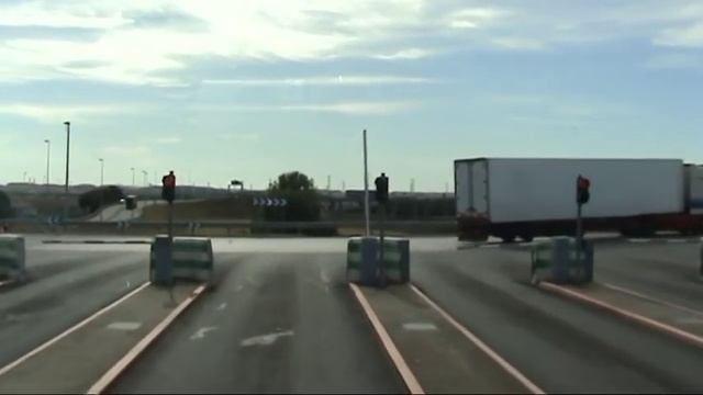 По тоннелю через Ла Манш! смотреть онлайн