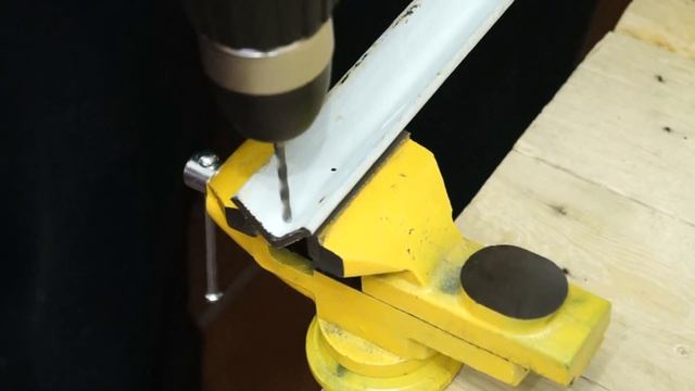 Не трать деньги ,сделай сам! Станок для заточки сверла своими руками смотреть онлайн