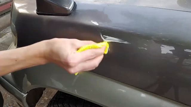 РУЧНАЯ ПОЛИРОВКА небольших царапин на авто (своими руками без покраски) смотреть онлайн