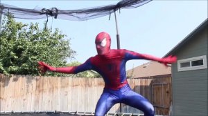 Джокер против Пугало. Веном против Человека Паука. Веном против Дедпула.