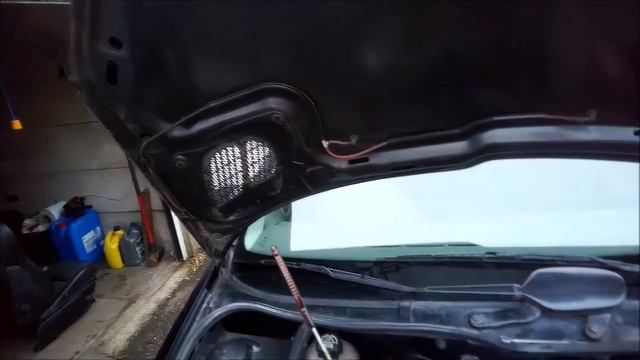 Peugeot 206 1.4 Petrol Thermostat Replacement and Coolant Change смотреть онлайн