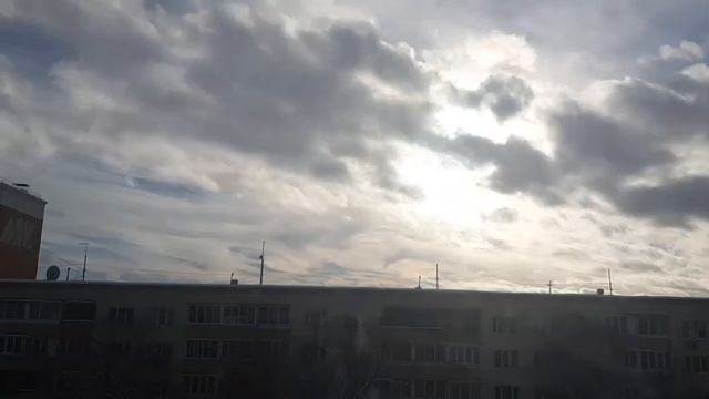 Первая в этом сезоне конвекция пока из кучевых облаков 27 января смотреть онлайн