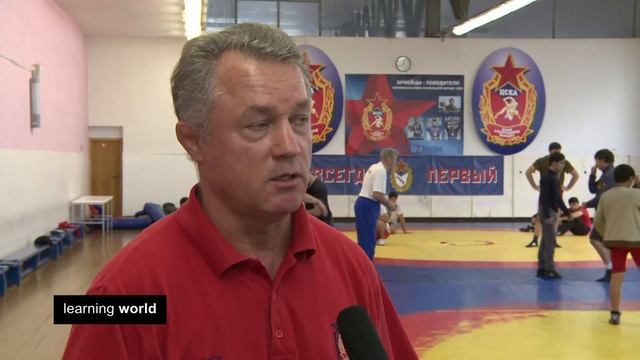 Russia: Discipline and Training (Learning World S4E7, 1/3) смотреть онлайн