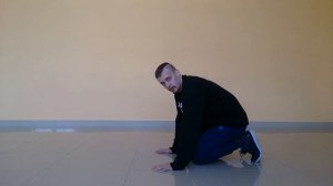 l Как научиться стоять на голове за 3 минуты l Встать в стойку на голове l