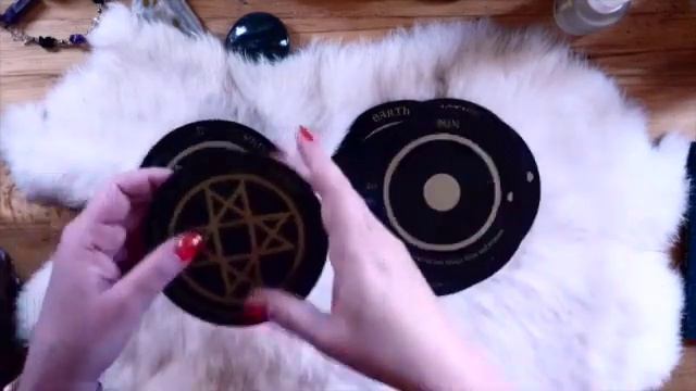 Making Magick Oracle Unboxing by Priestess Moon смотреть онлайн