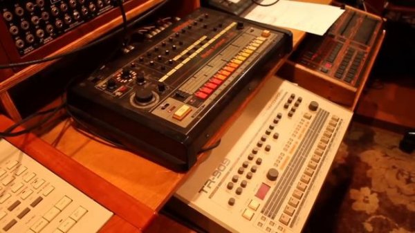 Steve Reich - Clapping Music (1972)