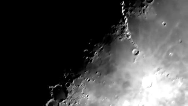 AstroMoon - Bresser Messier AR 90mm (Webcam sur la Lune 5) смотреть онлайн