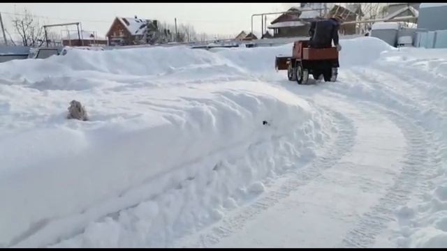 Чистка снега после доработки отвала смотреть онлайн