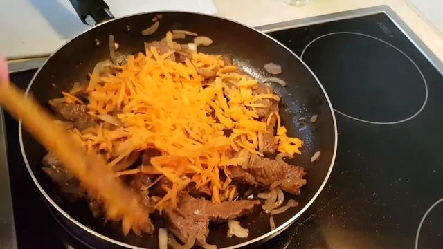 Гречка с подливкой из куриных сердечек.Легко и очень вкусно! смотреть онлайн