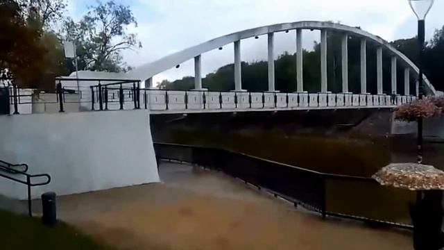 Самостоятельное семейное путешествие в ТАРТУ из РИГИ на машине. Самое интересное смотреть онлайн