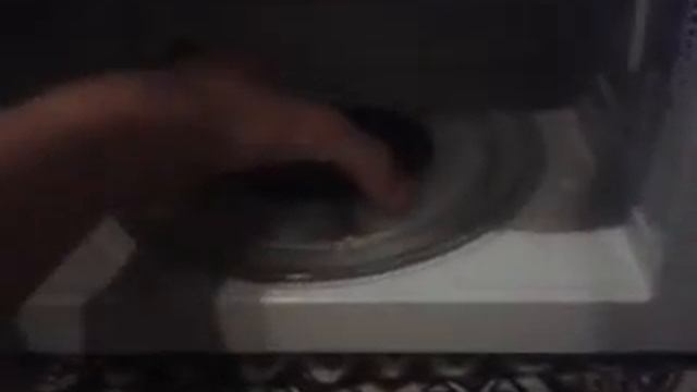 Микроволновка и диск DVD прикол смотреть онлайн