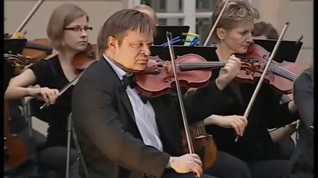 Piazzolla: "Libertango"// Gintaras Rinkevičius, Lithuanian State Symphony Orchestra смотреть онлайн