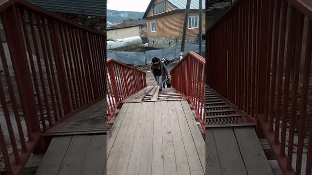 Вот так надо гулять!!! смотреть онлайн