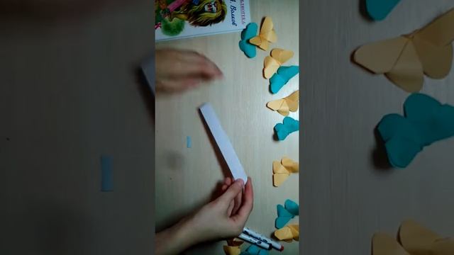 Как сделать закладку в виде кошачьей лапки