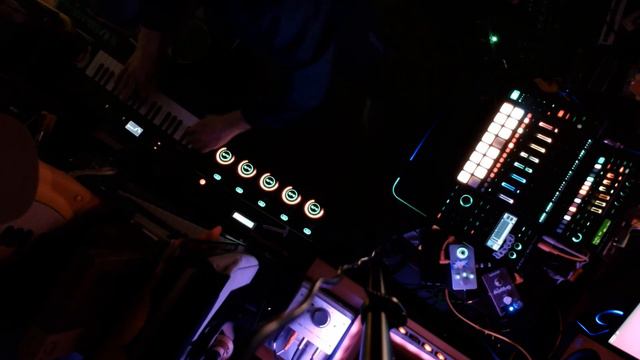 20210520/session : MC-707 + RC-505 + TR-6S + Reface DX смотреть онлайн