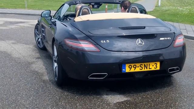 Mercedes-Benz W169 A-Klasse E-CELL Vs. SLS AMG Roadster смотреть онлайн
