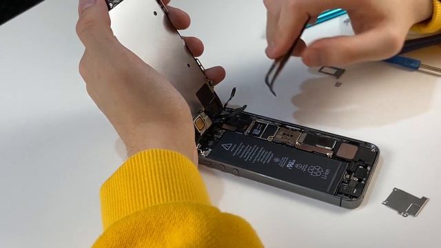 СОБРАЛИ iPhone С НУЛЯ СВОИМИ РУКАМИ ЗА 4000 РУБЛЕЙ смотреть онлайн
