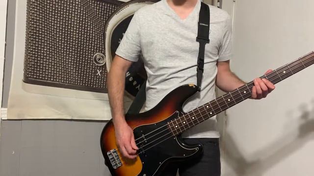 AFI - Miss Murder Bass Cover смотреть онлайн