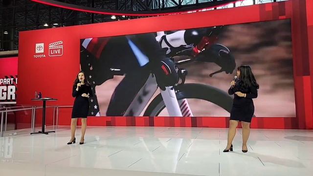 TOYOTA show at 2023 NY INTERNATIONAL AUTO SHOW смотреть онлайн