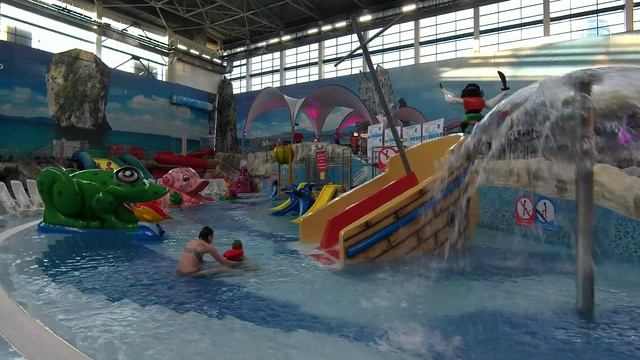 Радость и веселье в Екатеринбургском аквапарке смотреть онлайн