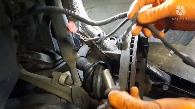 Easy job: B5 Passat ABS sensor swap смотреть онлайн