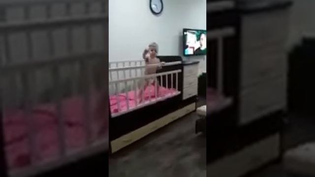 Прикольно танцует смотреть онлайн