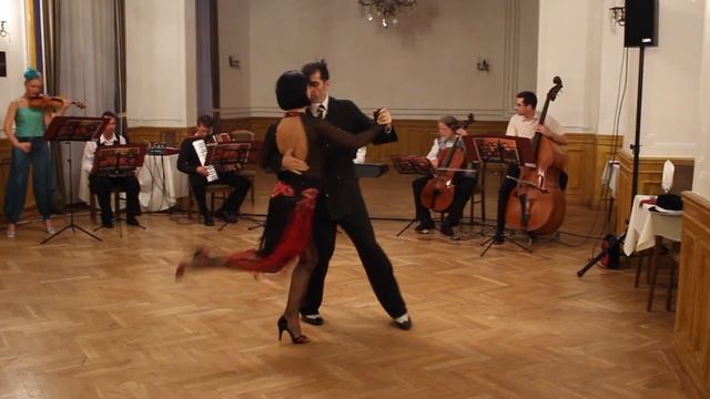 Piazzolla: Libertango - Bartulovic Josip & Kulik Johanna - Tango Harmony Budapest смотреть онлайн