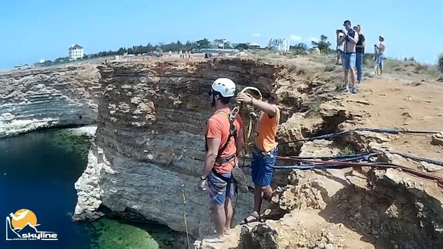 Саша Cape Fiolent SkyLine x-team RopeJumping in Сrimea смотреть онлайн