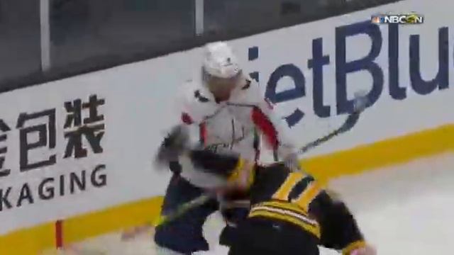 Американец нарвался на русский удар... по яйцам смотреть онлайн