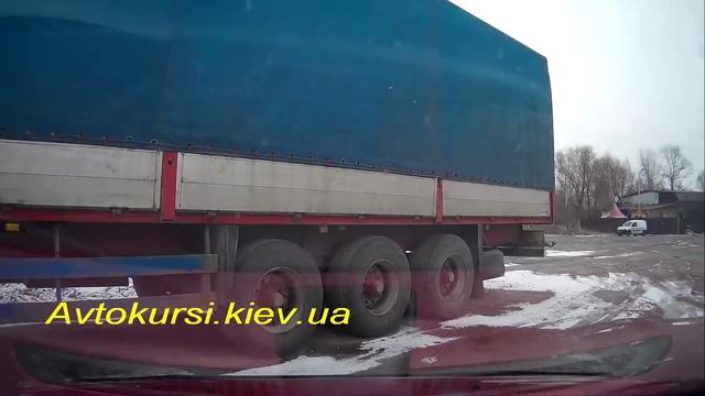 Урок вождения на площадке упражнение змейка смотреть онлайн
