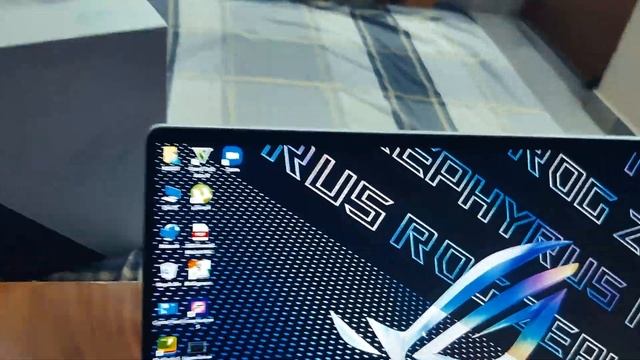 #ASUSROG #ZEPHYRUSG15 : Unboxing Aisi bhi..... (ASUS ROG ZEPHYRUS G15)...... смотреть онлайн