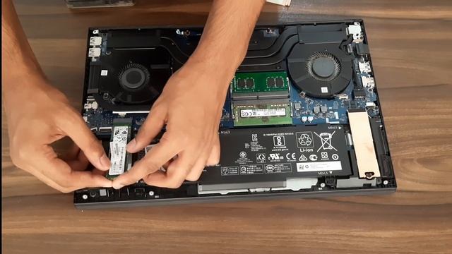 How to upgrade Ram, SSD, Battery in your HP Omen 15 (Similar For Omen, Victus 16) смотреть онлайн