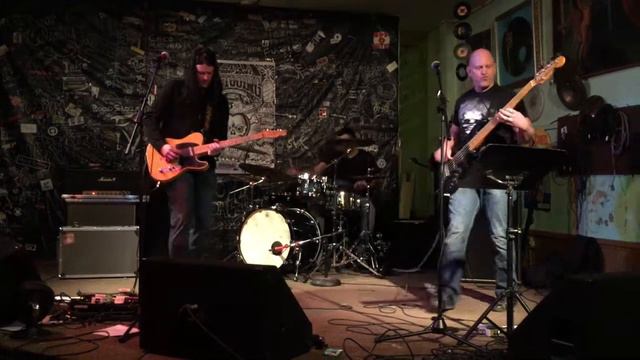 Driven to Tears Live- The Funk Truck смотреть онлайн