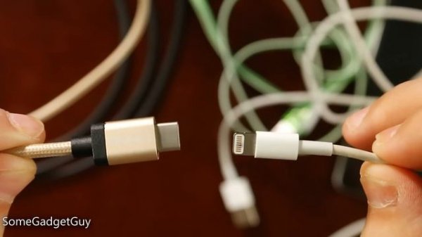 Cable Fight: USB Type-C vs Apple Lightning Connector