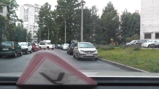 Маневры на Сдаче Экзамена в ГИБДД. в районе Апрельской, Металистов и Крюкова смотреть онлайн