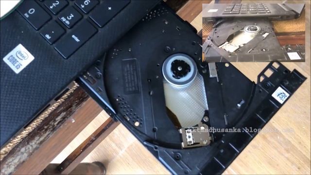 How to insert CD into HP i5 Laptop Computer #techmindacademy смотреть онлайн