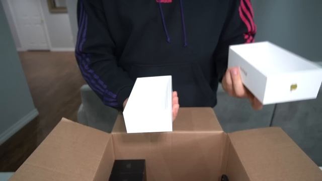 FOUND WORKING IPHONE 13 PRO MAX!! APPLE STORE DUMPSTER DIVING JACKPOT!! GRAPHITE IPHONE 13 PRO MAX! смотреть онлайн