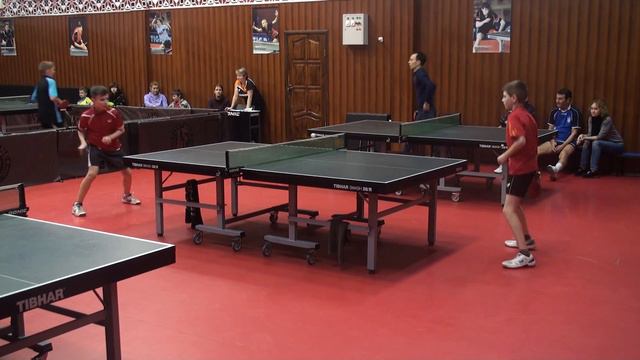 Соломенник Артем - Селюченко Саша, 5 сет, чемп. г.Киева, настольный теннис