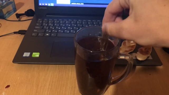 Как правильно размешивать сахар в чае смотреть онлайн