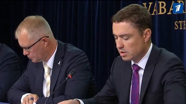Премьер не видит необходимости давать народу больше политических прав смотреть онлайн