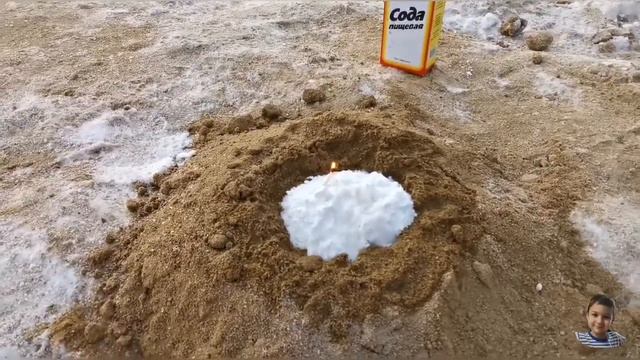 Эксперимент с содой и сахорной пудрой смотреть онлайн