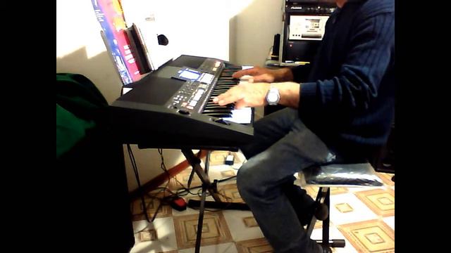 Turi international Zucchero Rispetto PSR-S550 смотреть онлайн