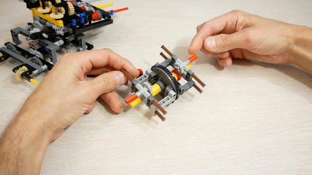 КАК ЭТО РАБОТАЕТ? Шедевральный экскаватор ЛЕГО Техник 8043 и его раздаточная коробка смотреть онлайн