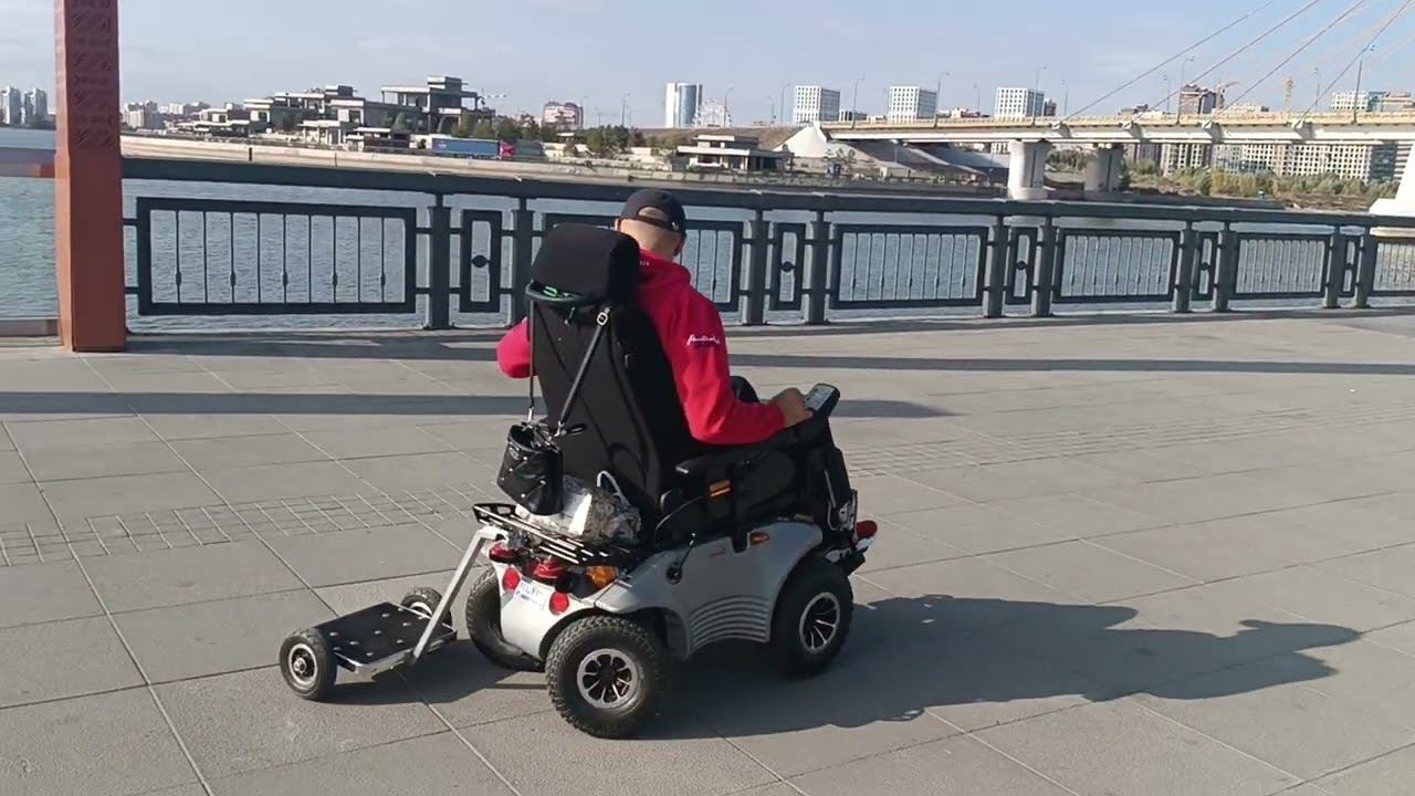 Как ведет себя прицеп к  Meyra Optimus 2  при полном развороте