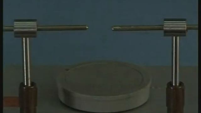 Опыты по физике. Излучение и прием электромагнитных волн смотреть онлайн