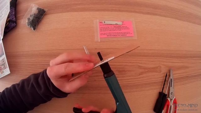Обзор и реальный пример ремонта автомобильной покрышки с помощью набора STOP&GO TIRE PLUGGER! смотреть онлайн