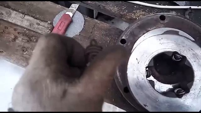 Перебираем тормоза на ЮМЗике. смотреть онлайн